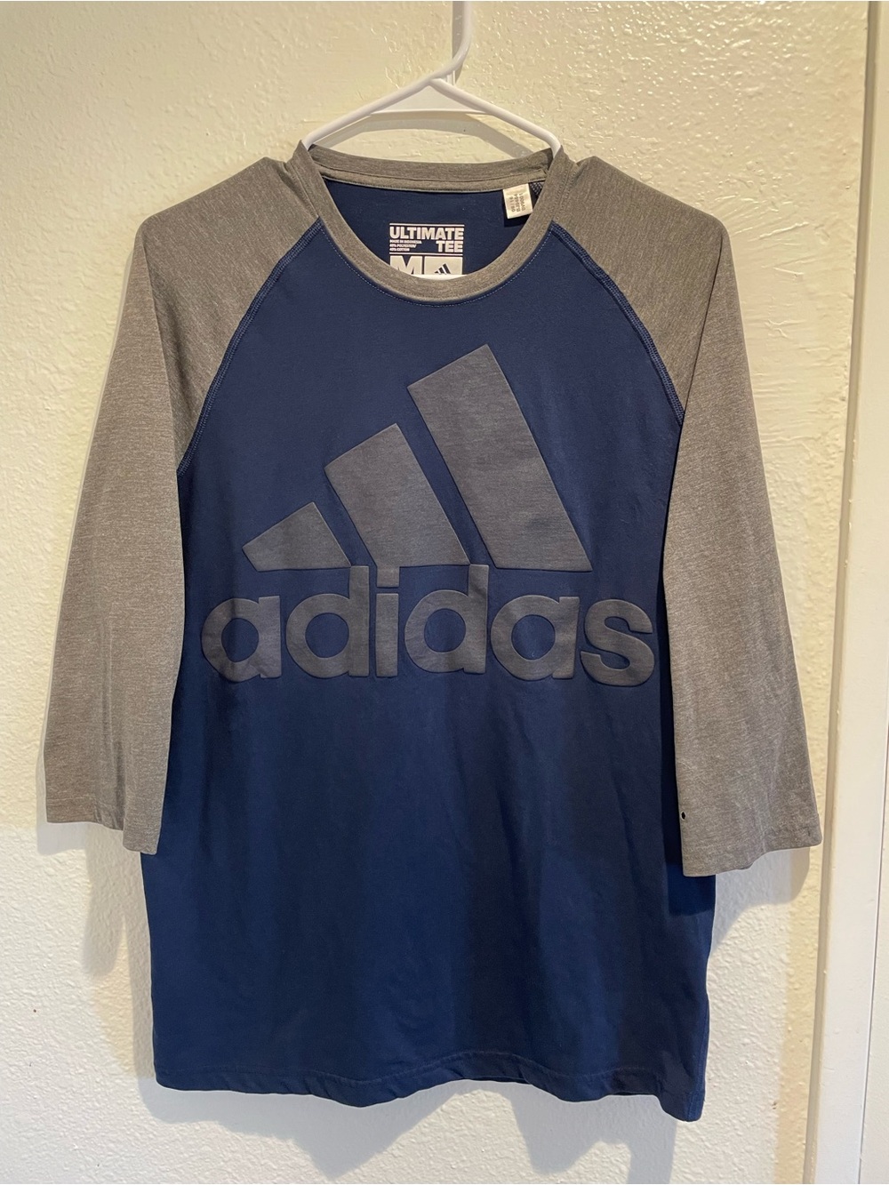 Adidas Ultimate Tee Navy Blue Gray Logo Raglan 3/4 Baseball Shirt Medium